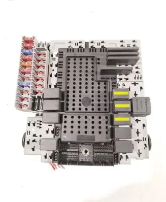 Volvo S60 Fuse box set 8676286 8645729 01W475