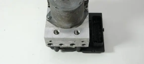 Audi A4 S4 B7 8E 8H ABS Pump 8E0910517H 8E0614517BF