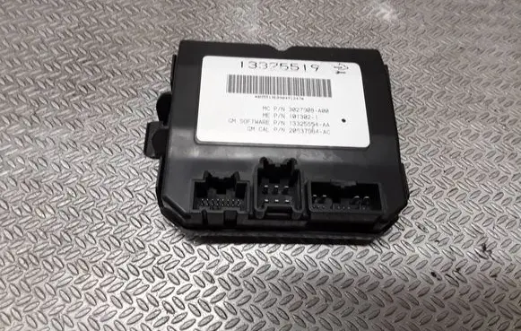Opel Insignia A Tailgate/trunk control unit/module 13325519