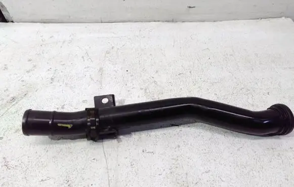 Hyundai Santa Fe Engine coolant pipe/hose