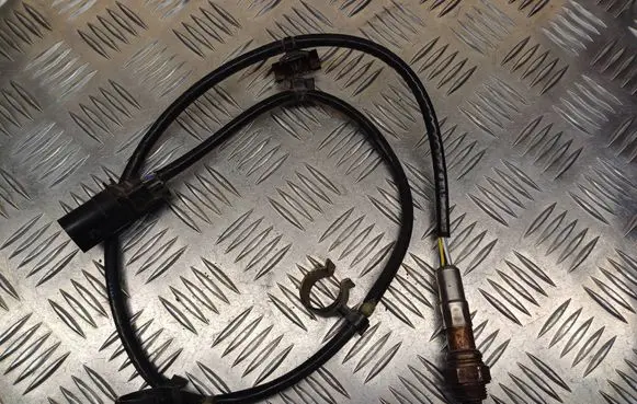 Opel Astra H Lambda probe sensor 55191128
