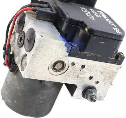 Volkswagen PASSAT B5 ABS Pump 8E0614111T 0265202401