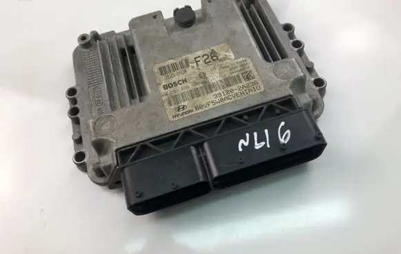 Hyundai i40 Engine control unit/module 391202A236