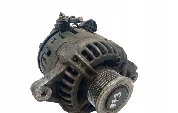 Toyota Yaris Generator/alternator 270600N011