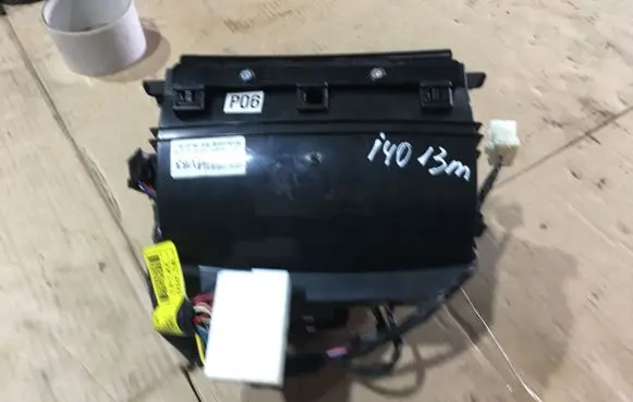 Hyundai i40 Glove box central console 846353Z600