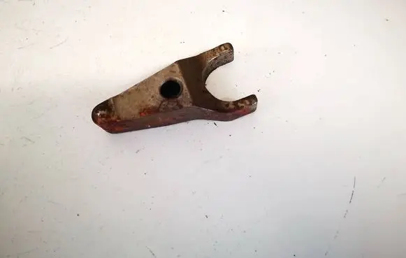 Lexus IS 220D-250-350 Fuel Injector clamp holder 