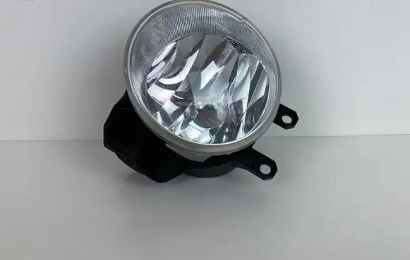 Toyota Yaris Front fog light 81220-02110