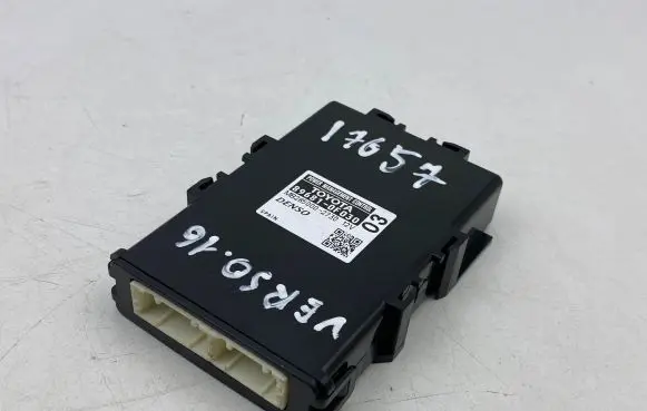 Toyota Verso Engine control unit/module ECU 896810F030 MB2850002730