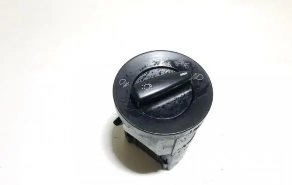 Volkswagen PASSAT B5.5 Light switch 1c0941531 04052030