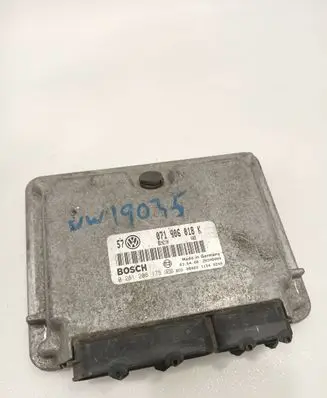 Seat Toledo II (1M) Engine control unit/module 071906018K 26SA0000 0261206175