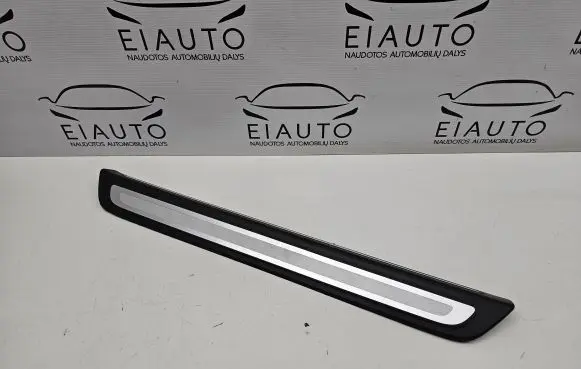 Audi Q5 SQ5 Front sill trim cover 8R0853373F