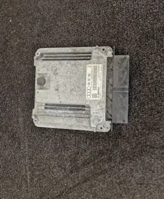 Audi A8 S8 D4 4H Engine control unit/module 4H0907401