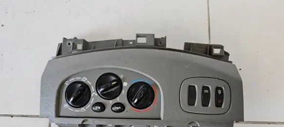 Renault Trafic II (X83) Climate control unit 91165788 8200004603 R6136S440