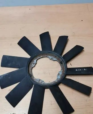 BMW 3 E36 Fan impeller 17233639