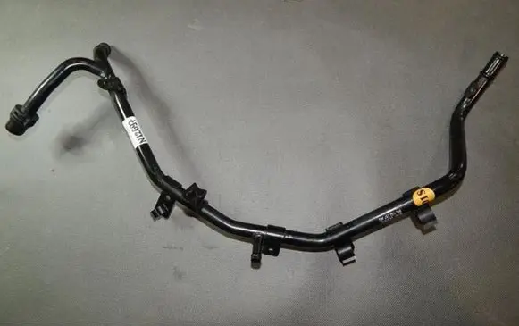 Audi A6 S6 C7 4G Engine coolant pipe/hose 04L122157AG