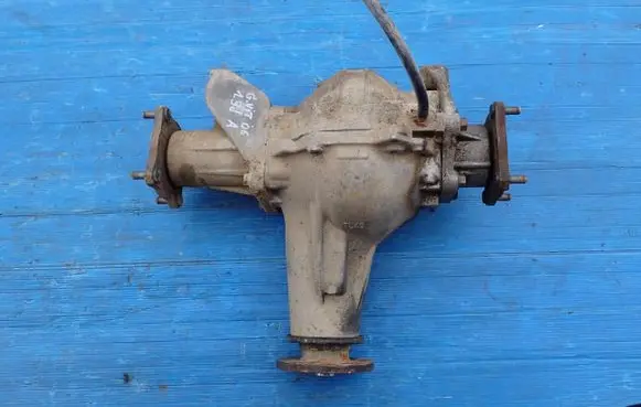 Suzuki Grand Vitara II Rear differential 