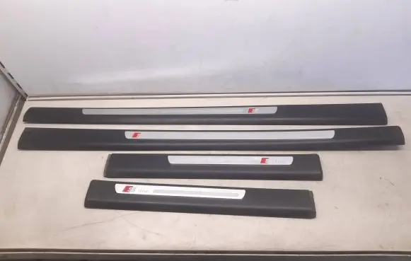 Audi A6 S6 C6 4F Side skirt front trim 4F0853373K