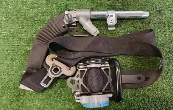 Mazda 6 Front seatbelt TKAH2H985 TKAH2H950