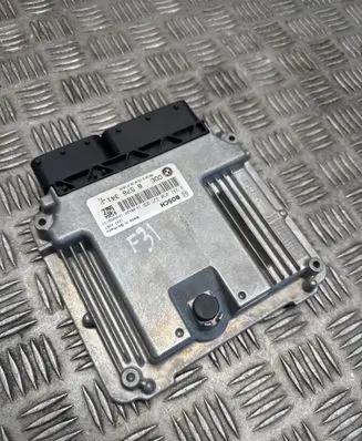 BMW 3 F30 F35 F31 Engine control unit/module 8576341 31343735