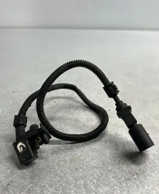 Volkswagen Golf V Crankshaft position sensor 03C906433