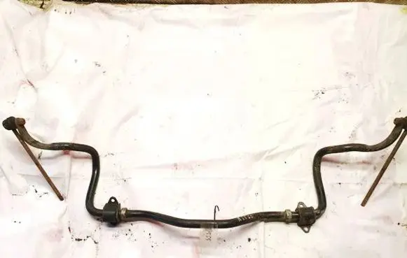 Toyota Avensis T250 Front anti-roll bar/sway bar