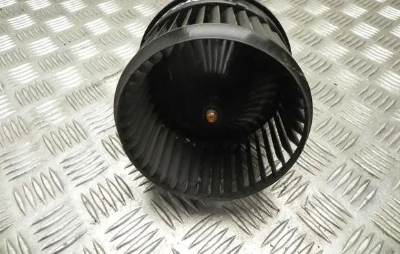 BMW i3 Heater fan/blower 9297751 L208