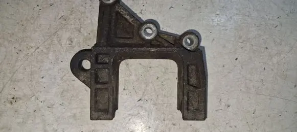 Chrysler Grand Voyager V Gearbox mounting bracket 04721335AA