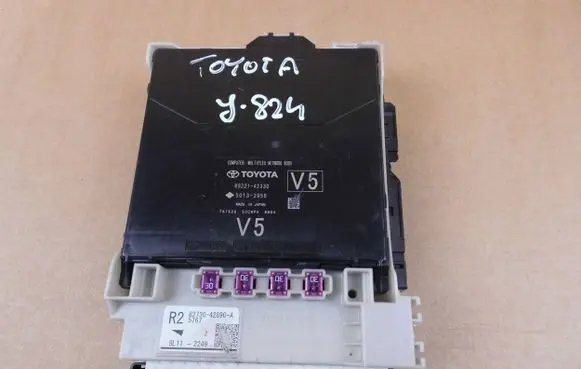 Toyota RAV 4 (XA50) Other control units/modules 8922142330 8273042890A