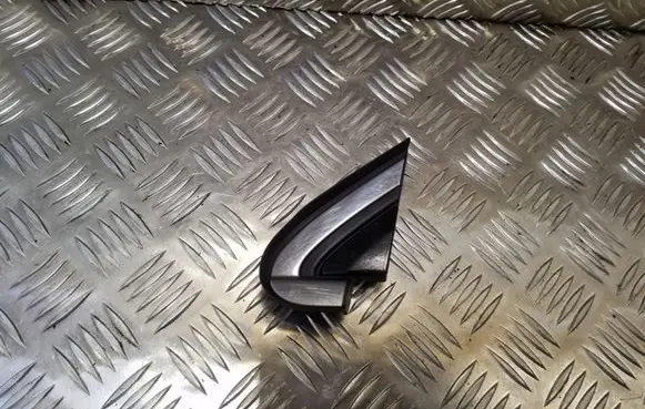 Honda CR-V Plastic wing mirror trim cover 212831263