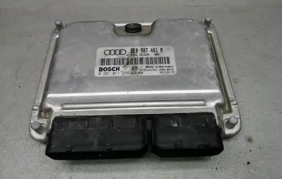 Audi A6 S6 C5 4B Engine control unit/module 8E0907401M 0281011255