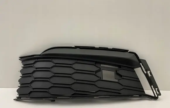 Skoda Kamiq Front bumper lower grill 658807367