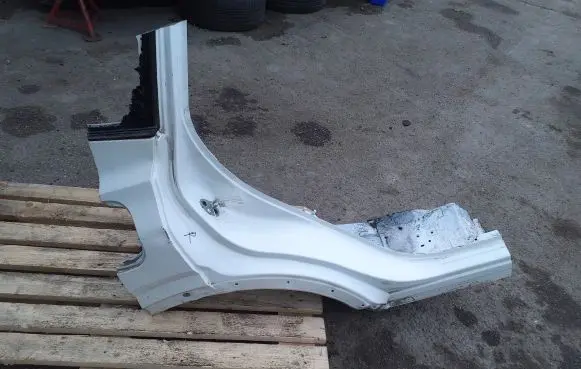 Nissan Qashqai J12 Rear arch 