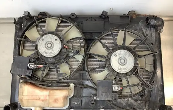 Lexus RX 330 - 350 - 400H Radiator set 4227501640