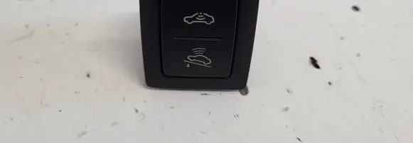 Volkswagen Touareg I Alarm switch 7L6959899 03245 0324