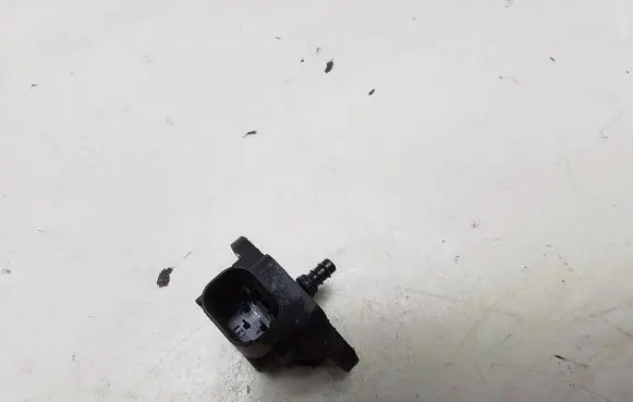 Mercedes-Benz C W204 Air pressure sensor A0061539728 0261230190