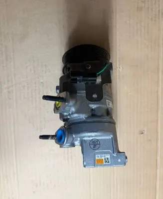 Ford Transit Courier Air conditioning (A/C) compressor (pump) H1BH19D629CB