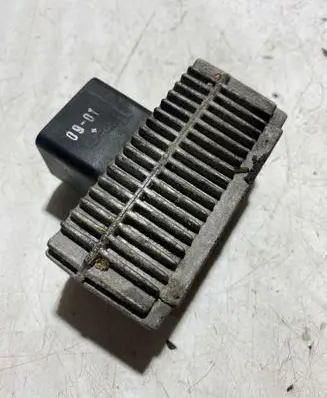 Opel Zafira A Glow plug pre-heat relay 09132691