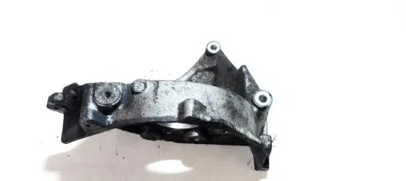 Citroen Xsara Picasso Engine mounting bracket 96389217