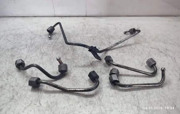 Land Rover Range Rover Evoque L538 Fuel line pipe 