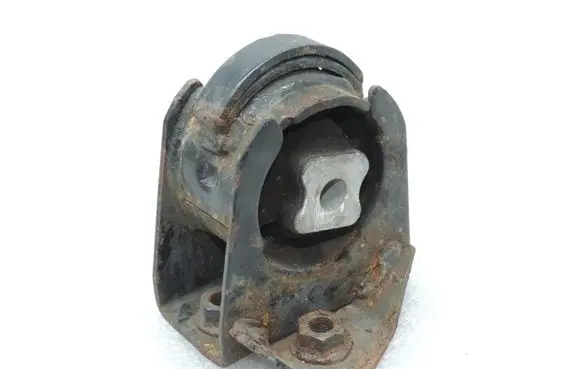 Toyota Avensis T250 Engine mounting bracket 123610R010