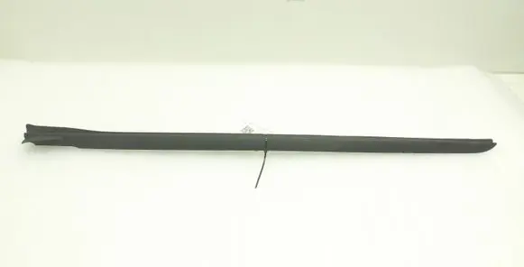 BMW 3 G20 G21 Windshield trim 7427873