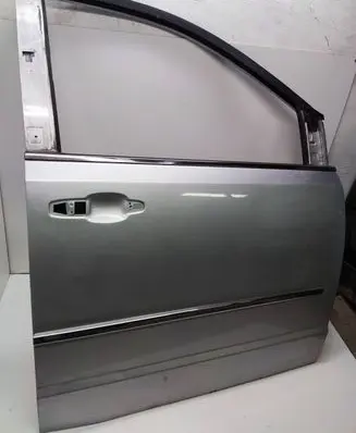 Chrysler Town & Country V Front door