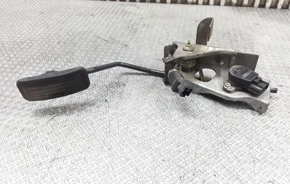 Mazda 6 Accelerator throttle pedal CB0541AC0