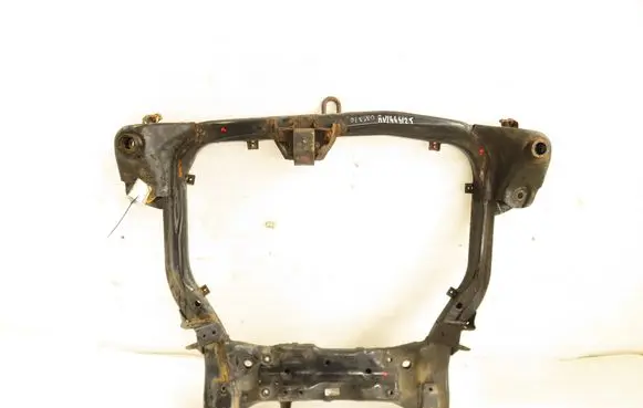 Hyundai i30 Front subframe 624052L020