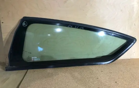 Citroen C4 I Rear side window AS2
