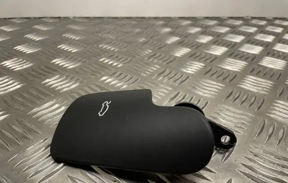 Audi RS5 Engine bonnet (hood) release handle 8W1823533C