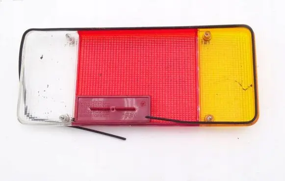 Iveco Daily 3rd gen Tail light lenses IVECO_DAILY _III_99-06_KLOSZ_LAMPY_LEWY_TYŁ