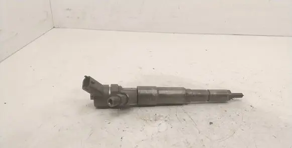Fuel injector