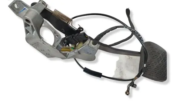 Mercedes-Benz C W202 Brake pedal 2022600157 2102900919