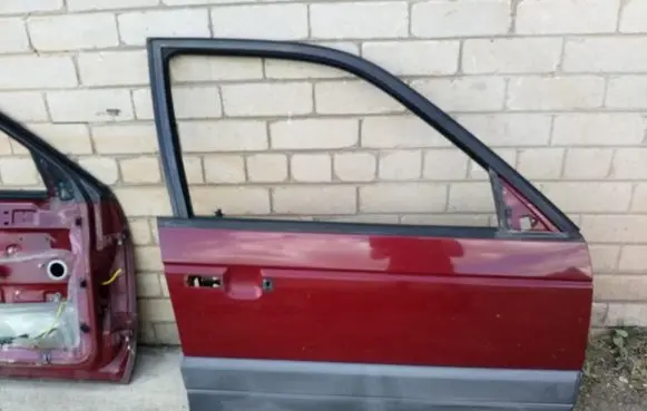 Volkswagen PASSAT B3 Front door